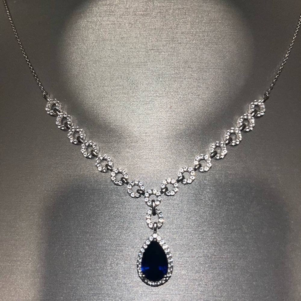 Blue and White Sapphire Frame Chain Link necklace in sterling silver - Picture 5 of 10